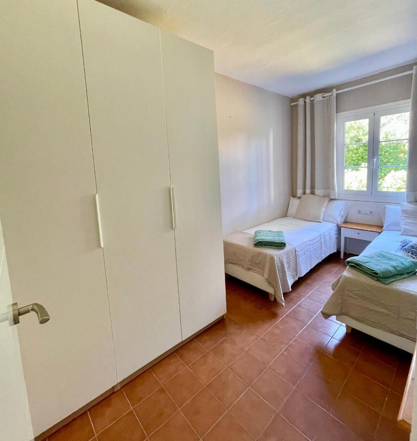 Bonito Apartamento Con Terraza, Jardin Y Piscina Cala 'n Bosch Buitenkant foto